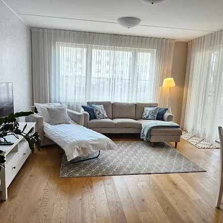 Center, Brand New + Free Parking Apartment